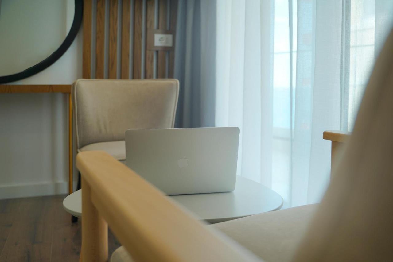 Dorchester Hotel Sarandë Buitenkant foto