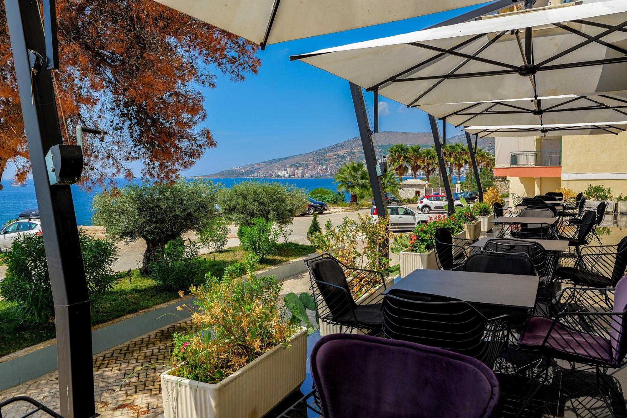 Dorchester Hotel Sarandë Buitenkant foto