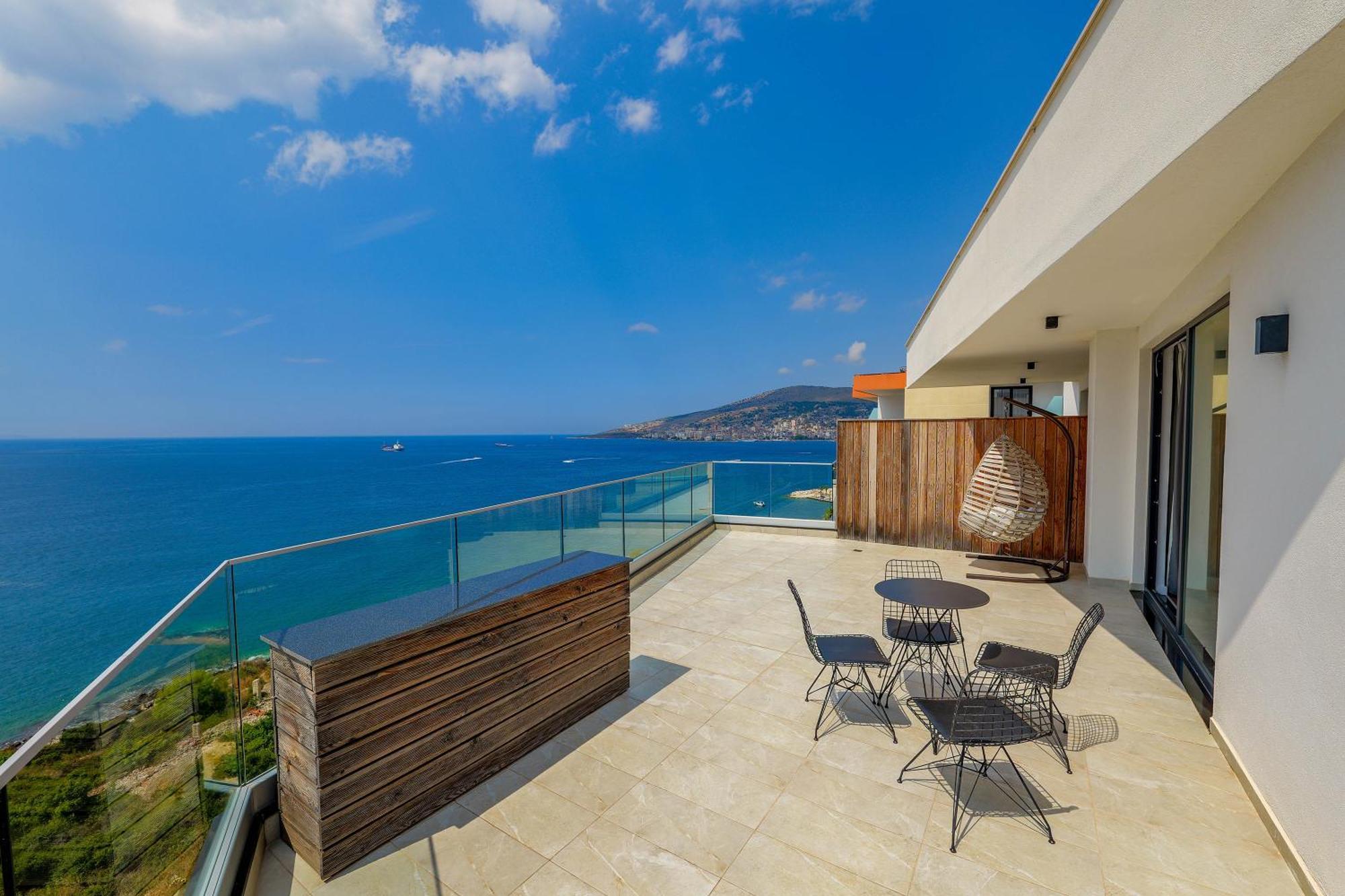 Dorchester Hotel Sarandë Buitenkant foto