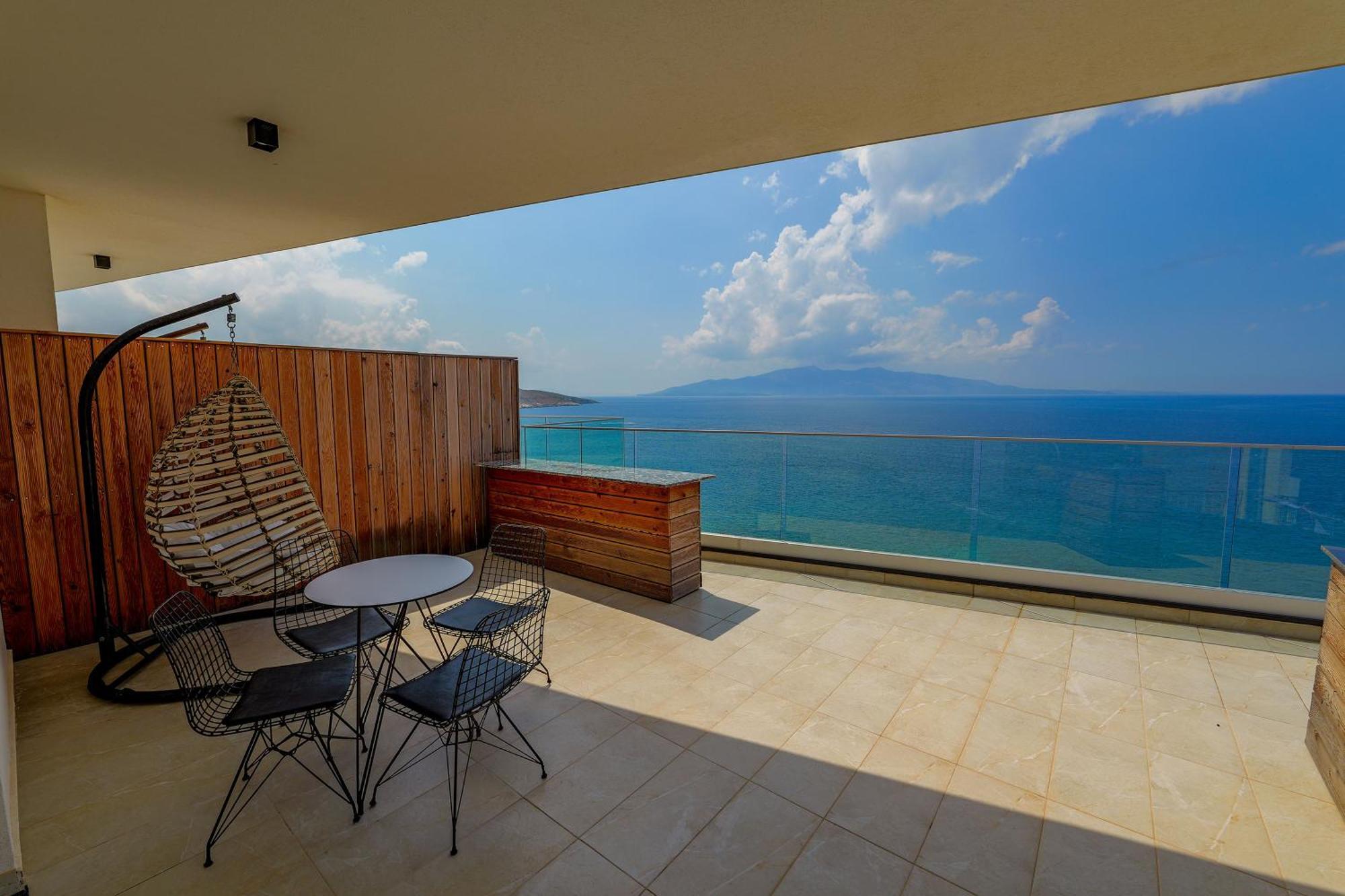 Dorchester Hotel Sarandë Buitenkant foto