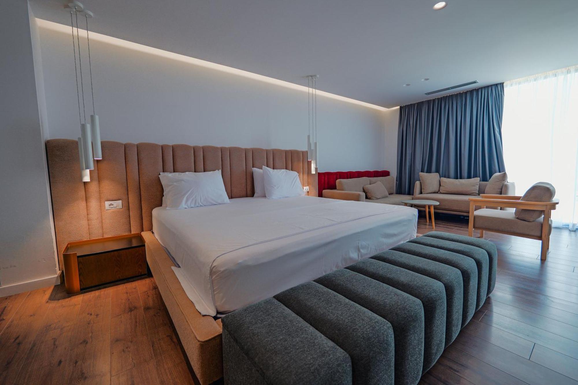 Dorchester Hotel Sarandë Buitenkant foto