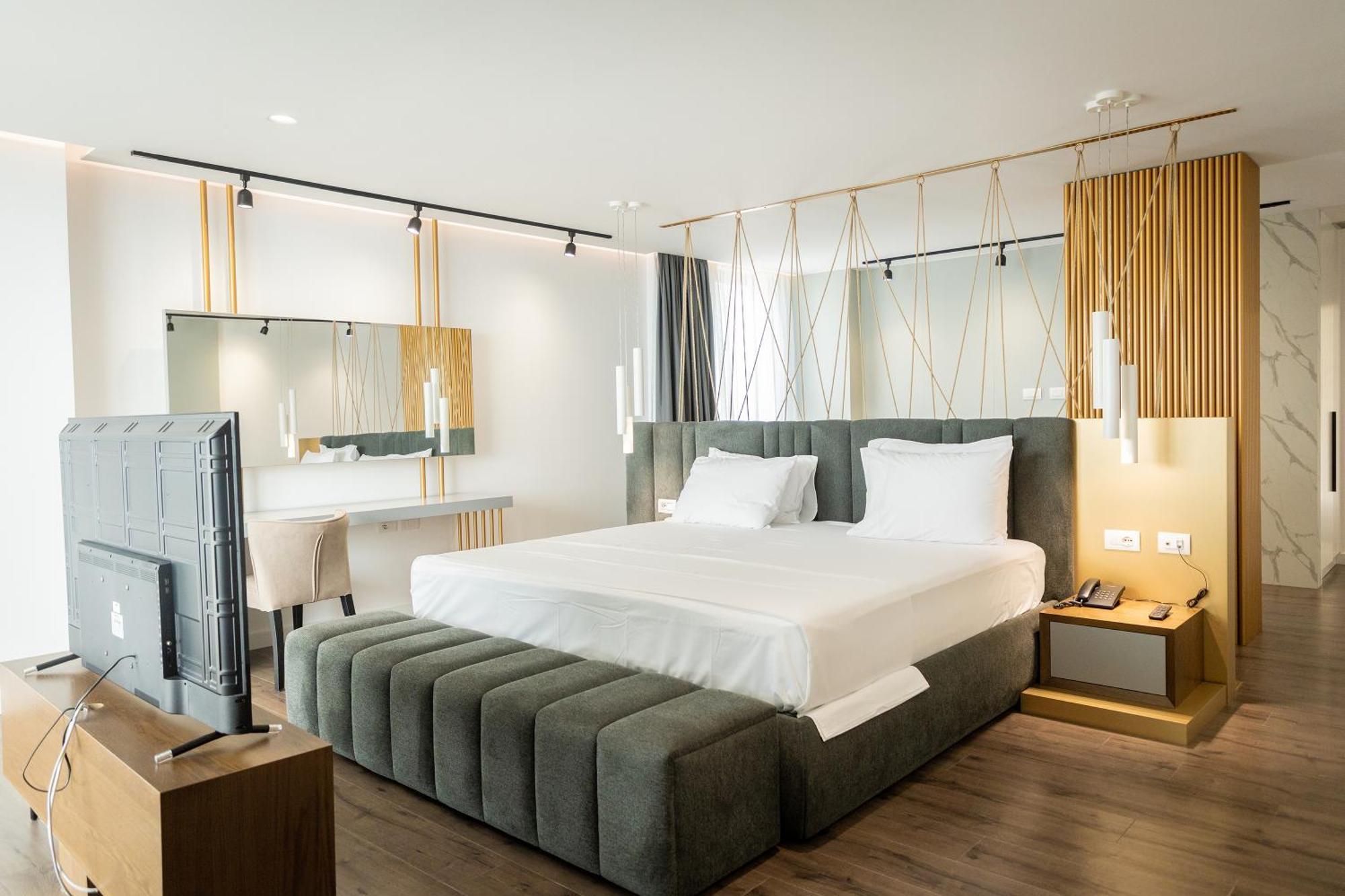 Dorchester Hotel Sarandë Buitenkant foto